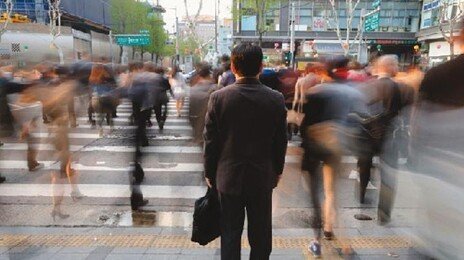 “한국 근로자 인지능력 2030땐 양호, 40대 넘으면 뚝”