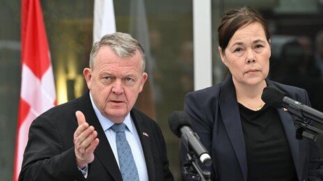 美-덴마크-그린란드 ‘빈손 회담’…나토군, ‘북극의 인내’ 무력시위