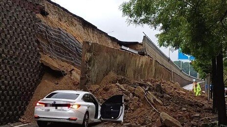 작년 사망 사고 난 창원NC파크 등… 안전점검 보고서에 과거 사진 ‘복붙’