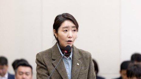 경찰, ‘1억 의혹’ 강선우에 20일 출석 조사 통보…김경 대질도 검토