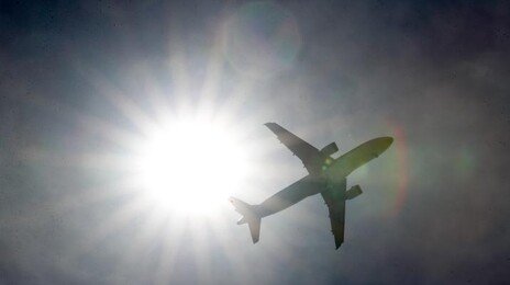 李대통령 中 향한 날…北 23차례 항공기 GPS 교란했다