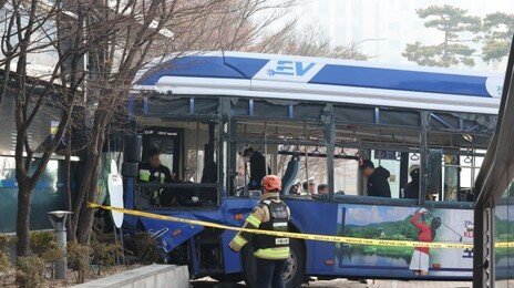 서대문역사거리 버스 사고, 중상자는 ‘교통섬 대기자’였다