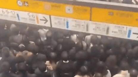 도쿄 철도 정전으로 9시간 먹통…67만명 아수라장