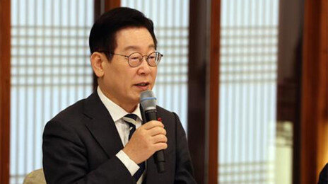 ‘韓제명 논란’ 국힘 지지율 24%… 민주 41%, 무당층 26%