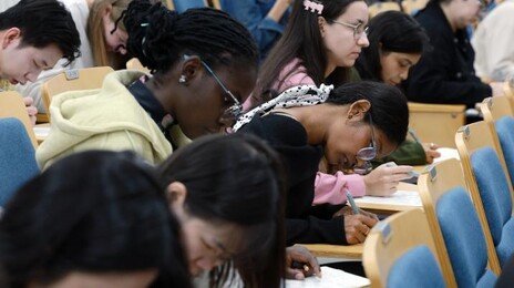 유학생들은 어쩌다 ‘먹튀’, 불법체류자가 되었나