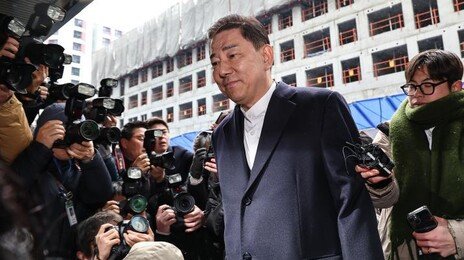 경찰, 동작구의회 등 압수수색…김병기 부인 업추비 유용 의혹