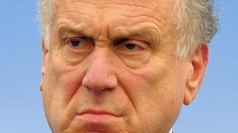 트럼프 ‘그린란드 야욕’ 불지핀 사람은 에스티로더 상속자