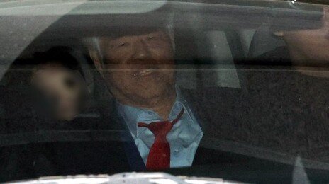 경찰, ‘서부지법 난동 배후’ 혐의 전광훈 구속 송치