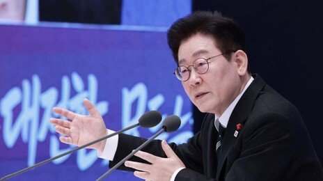 李대통령 지지율 2주만 50%대로…부동산 정책은 47% ‘부정적’