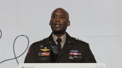 브런슨 “우리 스스로 한반도 묶어두면 안돼”