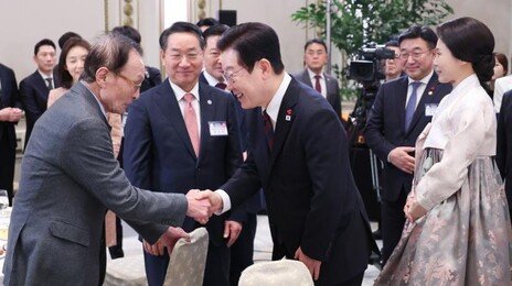 이해찬 前총리 한때 심정지…베트남 출장중 심장수술