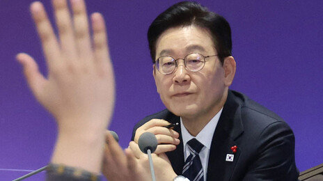 李 “정부 이기는 시장 없다”…‘양도세 중과 유예 종료’ 재강조