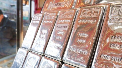金 5000달러 눈앞, 銀 100달러 돌파… 동반 최고치 행진