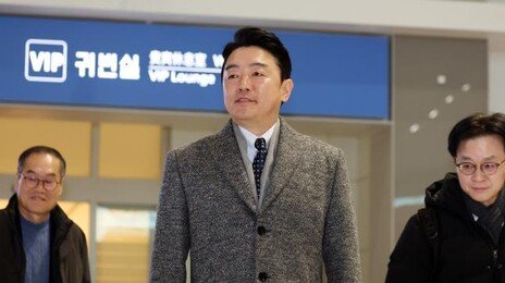 ‘방산특사’ 강훈식 캐나다행…정의선 회장까지 동행, 잠수함 수주 기대감