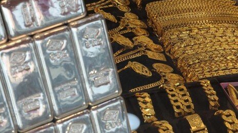 금값, 사상 첫 5000달러 돌파… 골드만삭스 “연내 5400달러까지 가능”