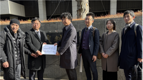 ‘北에 승소’ 서해 피격-日강제북송 피해자 유족들 만났다