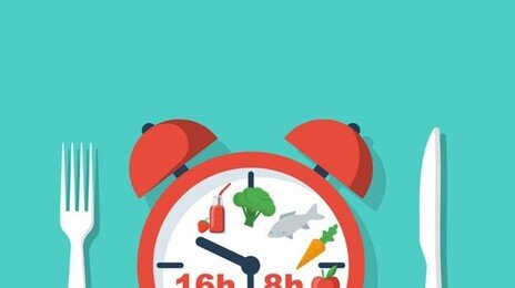 간헐적 단식, 정말 효과 있을까? 과학의 ‘냉정한 결론’