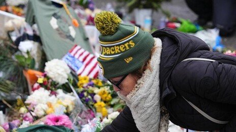 ‘이민 강경단속’ 책임자 교체… 트럼프, 지지층도 등돌리자 1보 후퇴