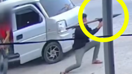 “이번이 4번째 암살 시도” 로켓포 직격에도 멀쩡한 필리핀 시장