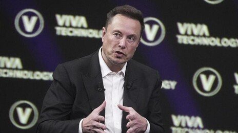 머스크 “시력 잃은 사람도 볼 수 있는 기술, 규제 승인 기다리는 중”