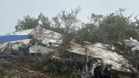 콜롬비아서 항공기 추락…“정치인 등 탑승자 15명 모두 사망“