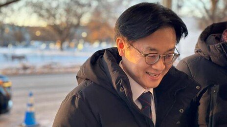 한미 ‘관세 재인상’ 첫날 협의 종료…“내일 다시 만날 것”