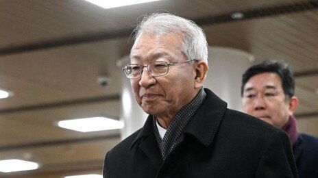 ‘사법농단’ 양승태 2심 징역 6개월-집유 1년…1심 무죄 뒤집혀