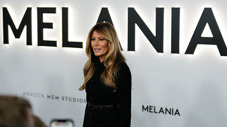 다큐 ‘멜라니아’ 깜짝 흥행… 사흘간 100억원 벌어