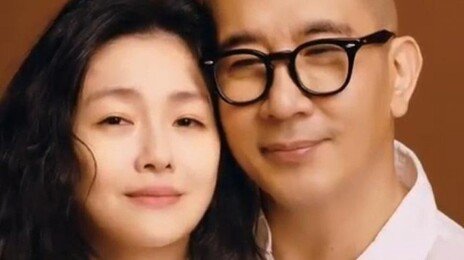 ‘서희원 1주기’ 그녀 동상 세운 구준엽…제막식에 강원래도