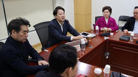 이준석 “장동혁, 황교안처럼 될 것… 그 판에 안 들어가”