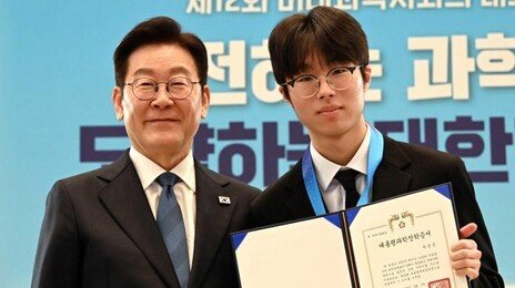 李 “과학기술 인재 대체복무 확대 검토”… 연구부대도 제안