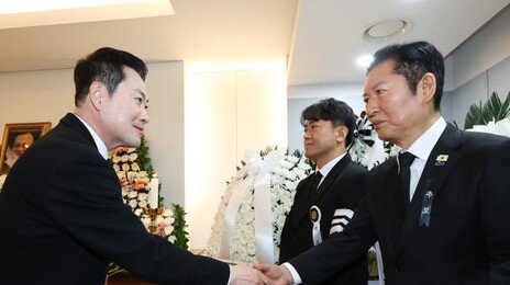 정청래-장동혁, 당내 지지율 두자릿수 하락