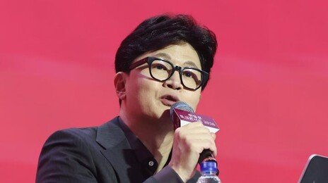 한동훈 “尹 추종하는 당권파 시대착오…제압하고 밀어내야”