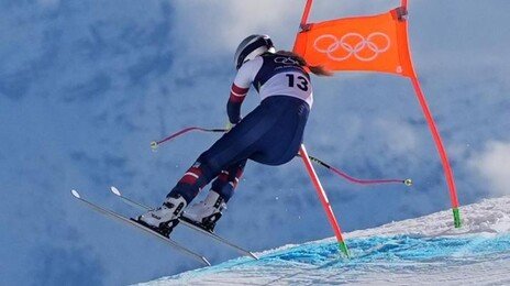 쓰러진 ‘스키 여제’ 린지 본, 십자인대 파열 투혼도 멈췄다