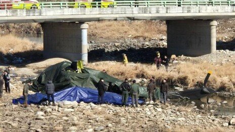 경기 가평서 軍헬기 추락, 탑승자 2명 심정지