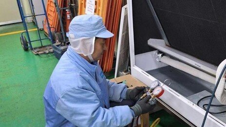 스리잡 뛰던 20대 미용 실습생, ‘직무 전환’ 후 대기업 사원됐다