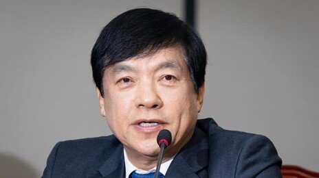 특검 추천 이성윤 “음모론 안타까워” vs 친명계 “‘집권 야당’ 행태 멈춰야”