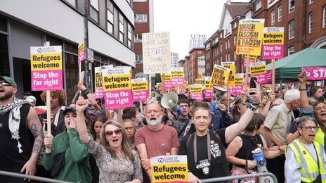 유럽 망명 신청했는데 아프리카로?…EU ‘제3국 이송제도’ 승인