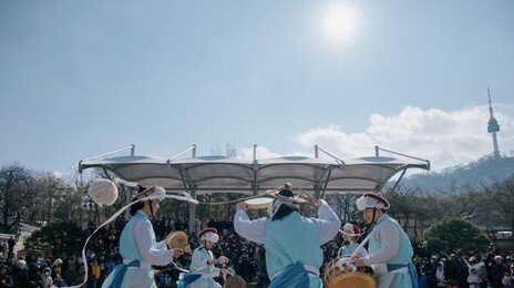 한옥마을 활쏘기-박물관 떡메치기…서울시내 가성비 설 체험 어디