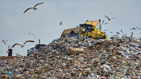 ‘원정 소각’ 논란에… 공공 소각장 설치 기간 최대 3년 반 줄인다