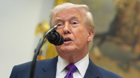 트럼프 “온실가스 ‘위해성 판단’ 종료”…화석연료 규제 푼다