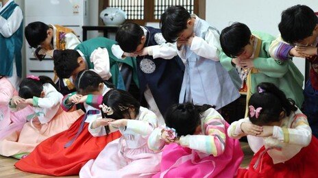 “조카 세뱃돈은 새 지폐로”…설 연휴 신권 교환 어디서?