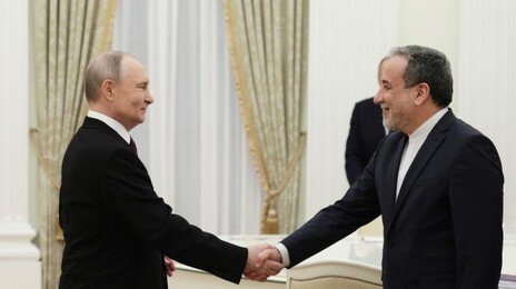 푸틴 “이란 주권 수호 노력 전폭 지지”…이슬람 혁명 47주년 축전