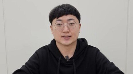 ‘딸깍’ 아니었네…충주맨 관두자 구독자 10만 빠졌다