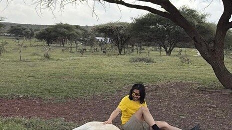 약물 취한 사자 옆에서 포즈? 노홍철, 학대 논란에 해명