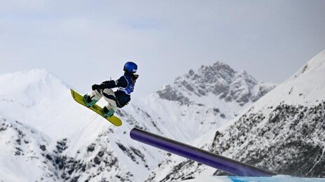 열악한 환경서 연 스노보드 황금시대… “日 에어매트 부럽다”