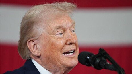 美대법원, 트럼프의 국가별 상호관세 ‘위법’ 판결