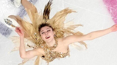 ‘번아웃 은퇴’후 돌아온 美 피겨퀸, 日 싹쓸이 꿈 무너뜨렸다