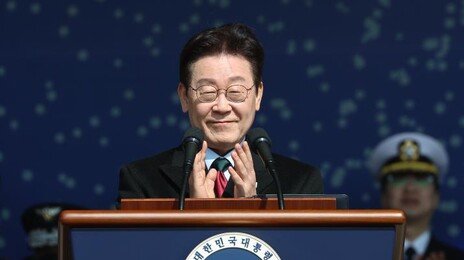 李대통령 “안중근 의사 유묵 귀환 환영”…박찬대 글 공유