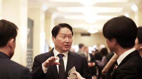 최태원 “SK하이닉스 1000억달러 영업이익, 1000억달러 손실될 수도”